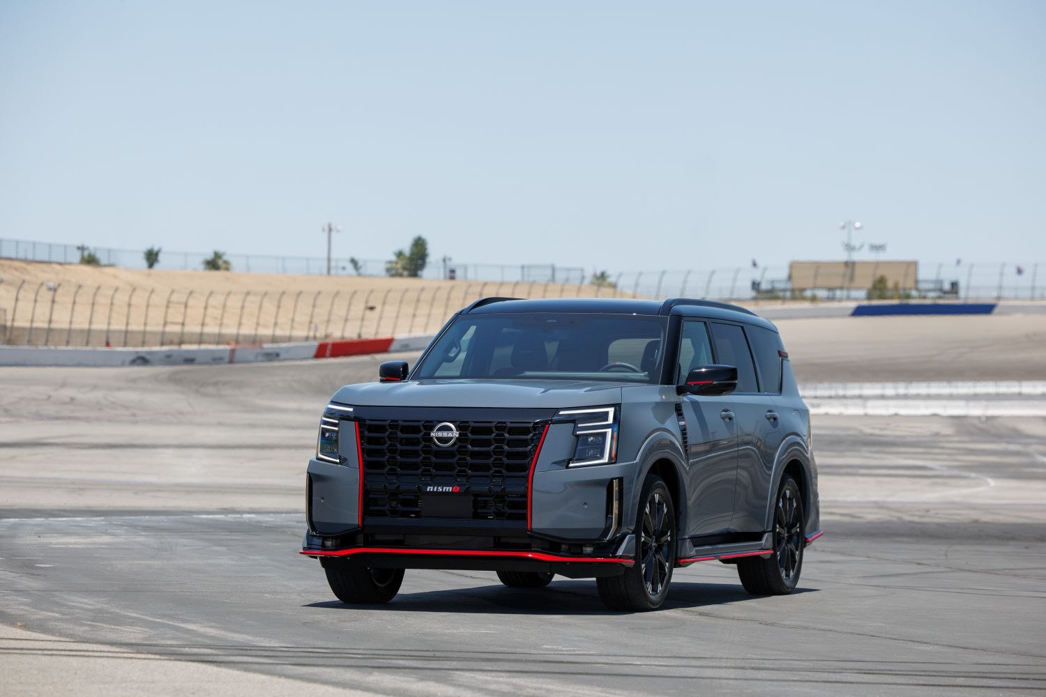 Specifications: Nissan Armada III (Y63) NISMO 3.5 V6 (460 Hp) 4WD Automatic 2025