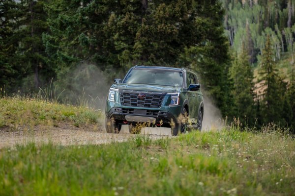 2025 Nissan Armada III (Y63) - Photo 1