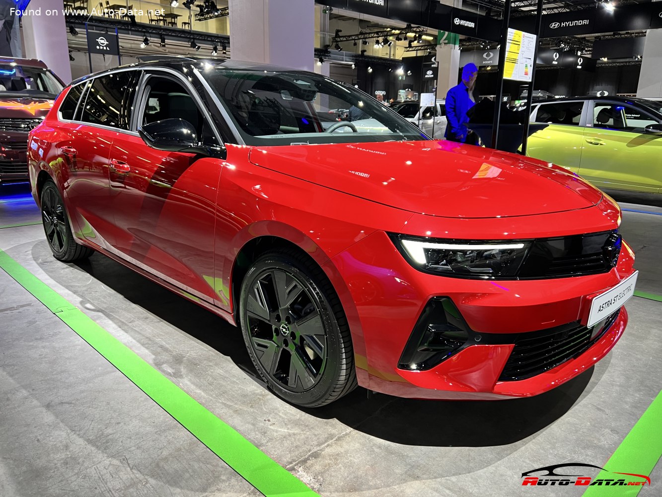 Specifications: Opel Astra L Sports Tourer 54 kWh (156 Hp) Electric 2023, 2024, 2025