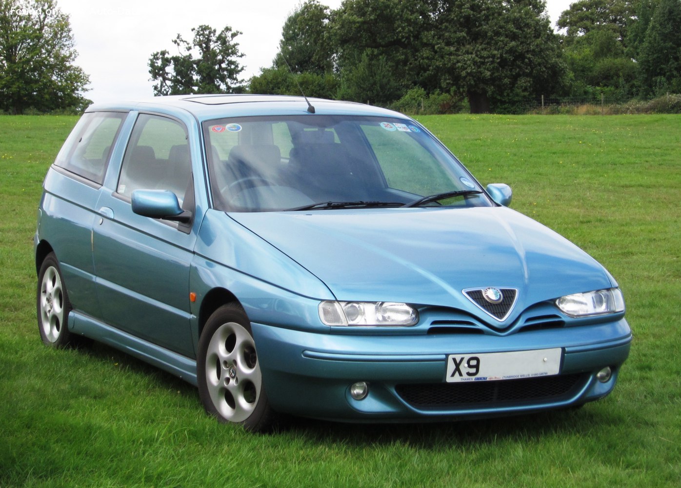 Specifications: Alfa Romeo 145 (930, facelift 1999) 1.8 Twin Spark 16V (144 Hp) /1999, 2000/
