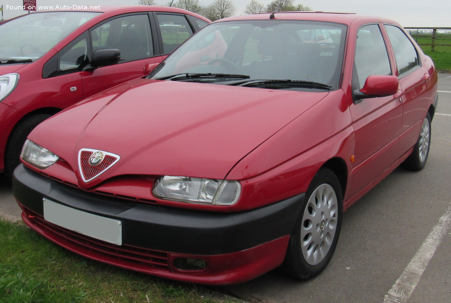 Specifications: Alfa Romeo 146 (930, facelift 1997) 1.9 TD (90 Hp) /1997, 1998, 1999/