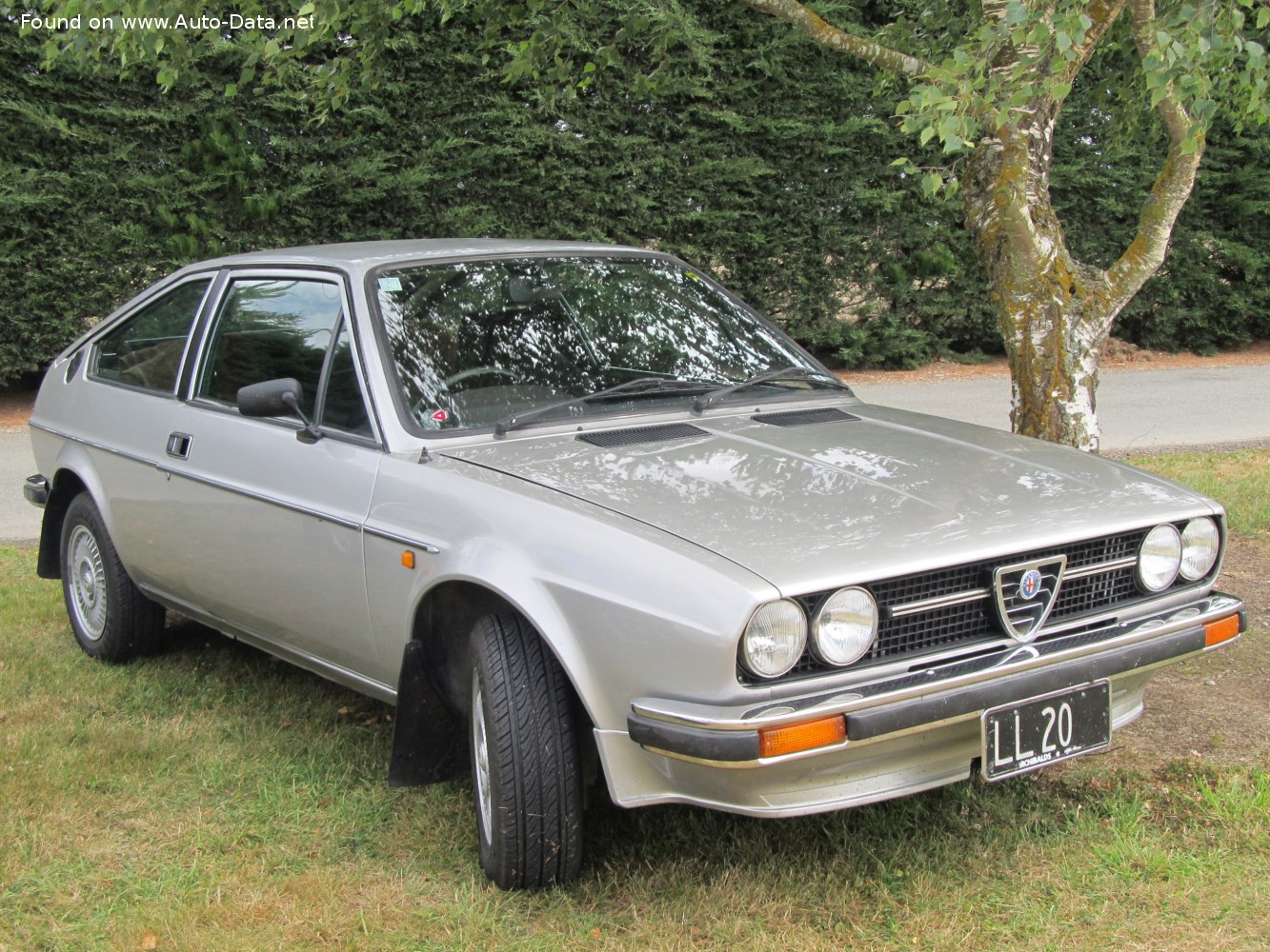 Specifications: Alfa Romeo Alfasud Sprint (902.A) 1.5 (105 Hp) 1983, 1984, 1985, 1986, 1987