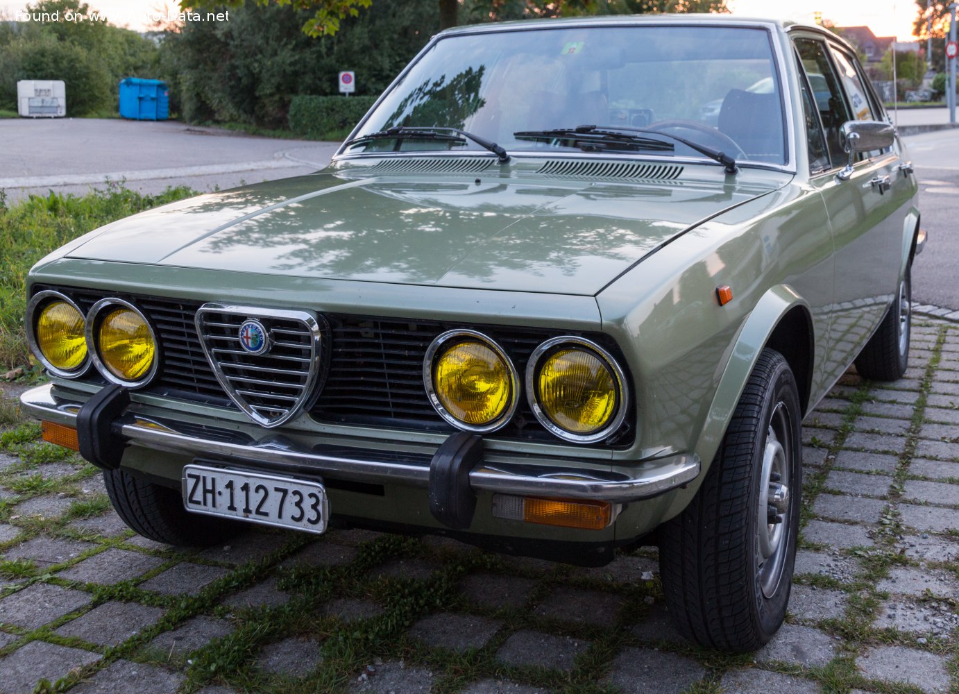 Specifications: Alfa Romeo Alfetta (116) 2.4 TD (95 Hp) 1983, 1984