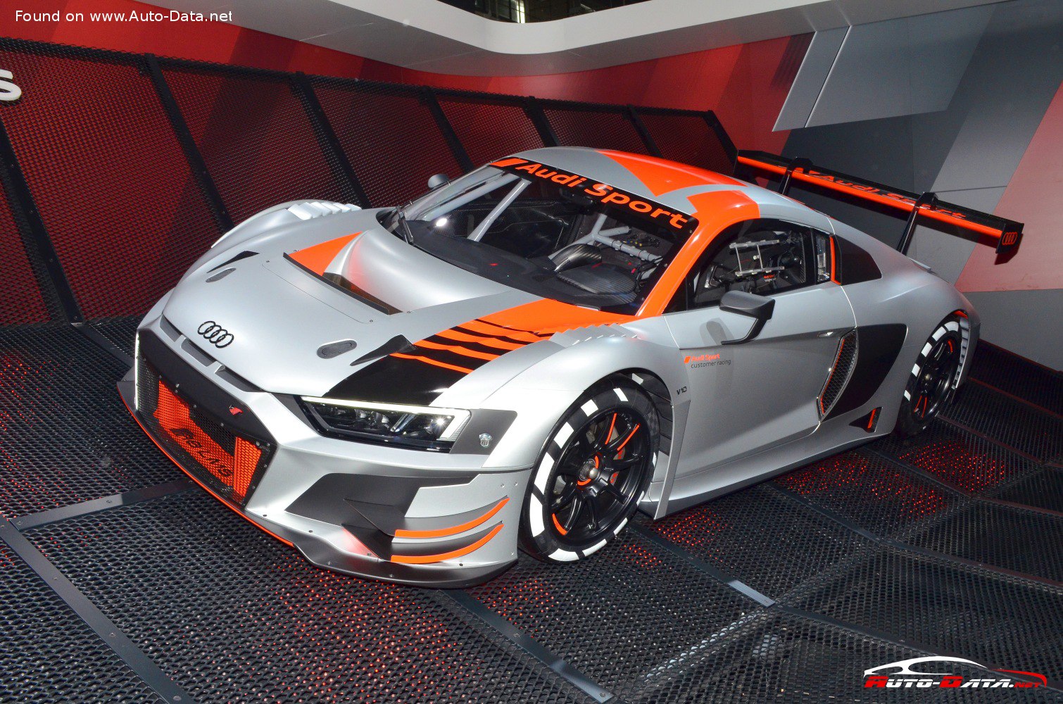 Specifications: Audi R8 II LMS (facelift 2019) GT3 5.2 V10 (585 Hp) 2019, 2020, 2021, 2022