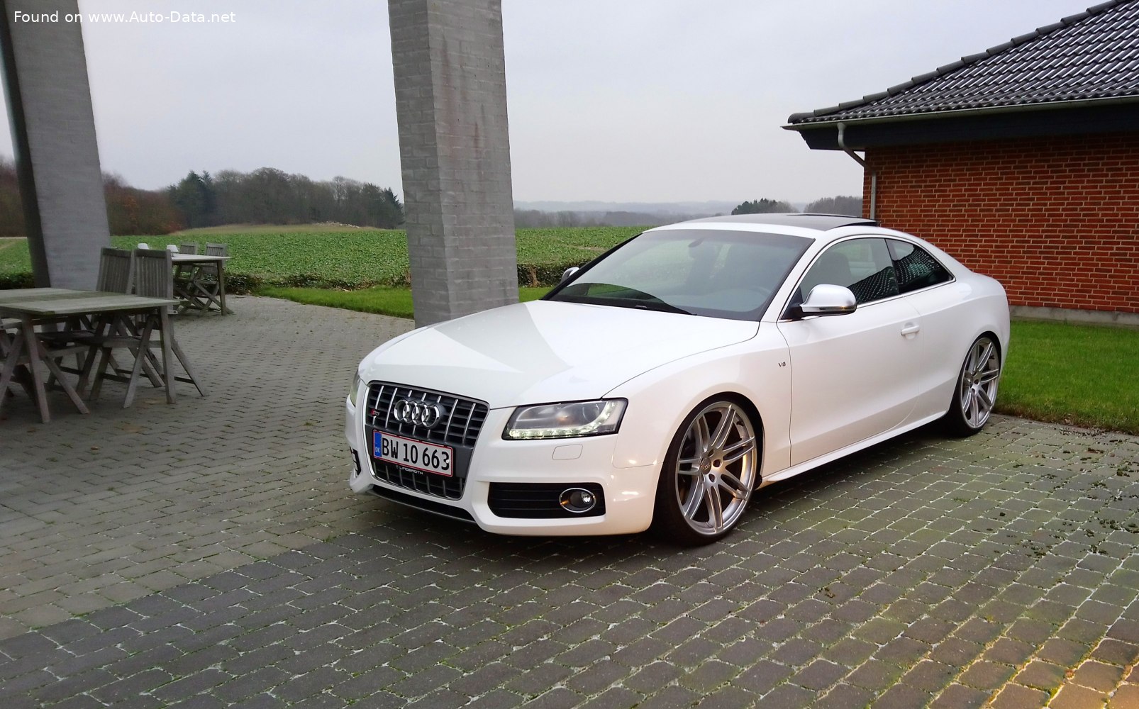 Specifications: Audi S5 Coupe (8T) 4.2 FSI V8 (354 Hp) quattro 2007, 2008, 2009, 2010, 2011