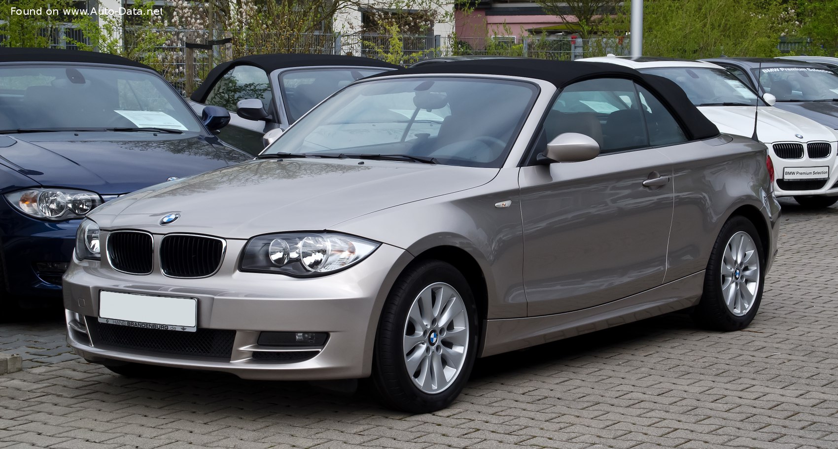 Specifications: BMW 1 Series Convertible (E88 LCI, facelift 2011) 120i (170 Hp) 2011, 2012, 2013