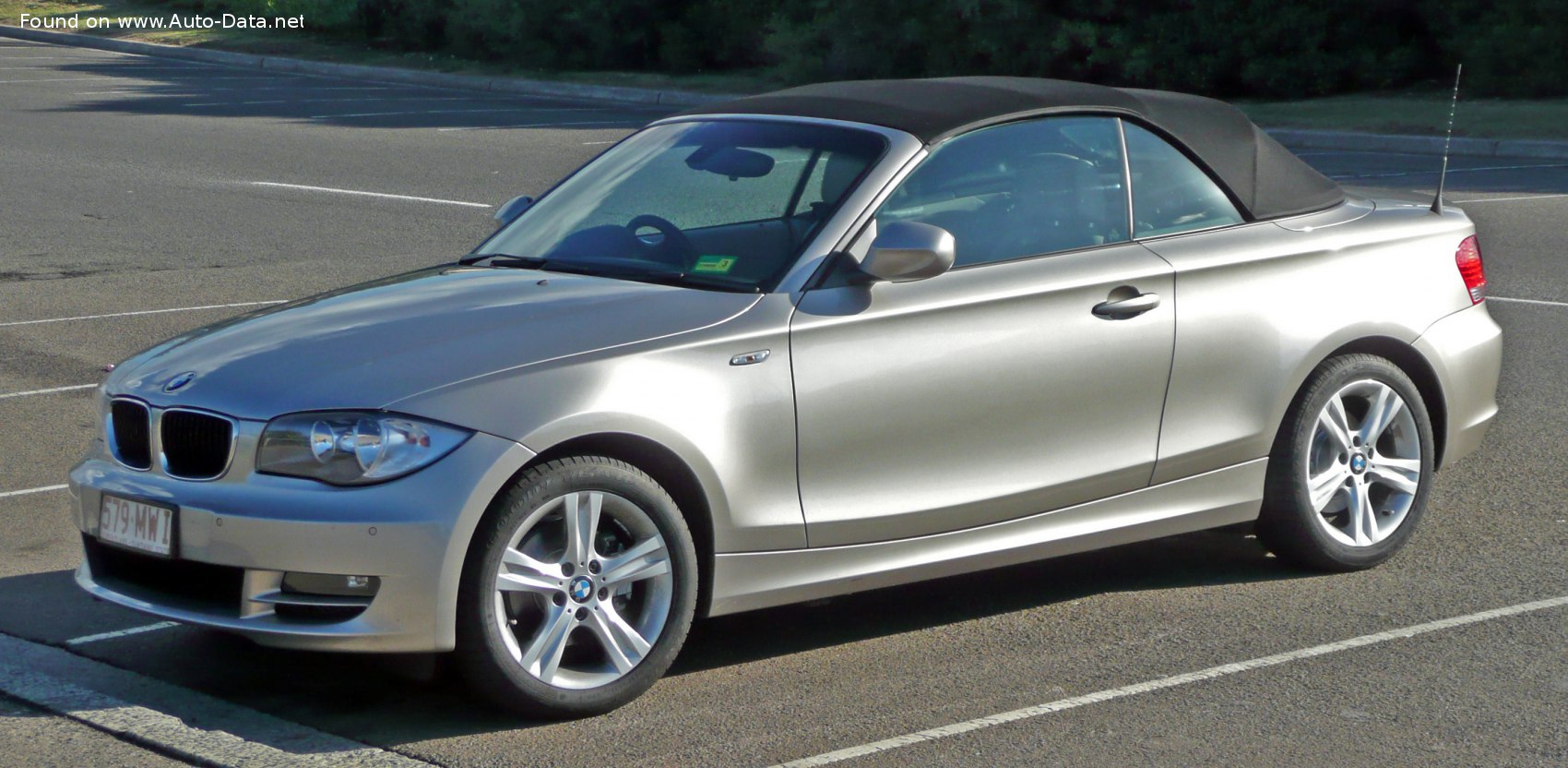 Specifications: BMW 1 Series Convertible (E88) 123d (204 Hp) Steptronic 2009, 2010, 2011