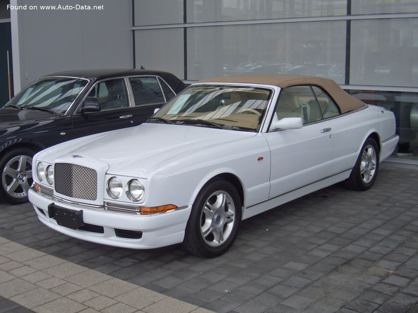 Specifications: Bentley Azure 6.7 i V8 (426 Hp) 2000, 2001, 2002, 2003, 2004, 2005
