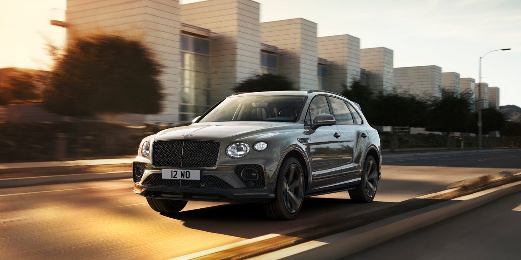 Specifications: Bentley Bentayga (facelift 2020) 3.0 V6 TFSi (462 Hp) Plug-in Hybrid AWD Automatic 4 Seat 2022, 2023, 2024, 2025