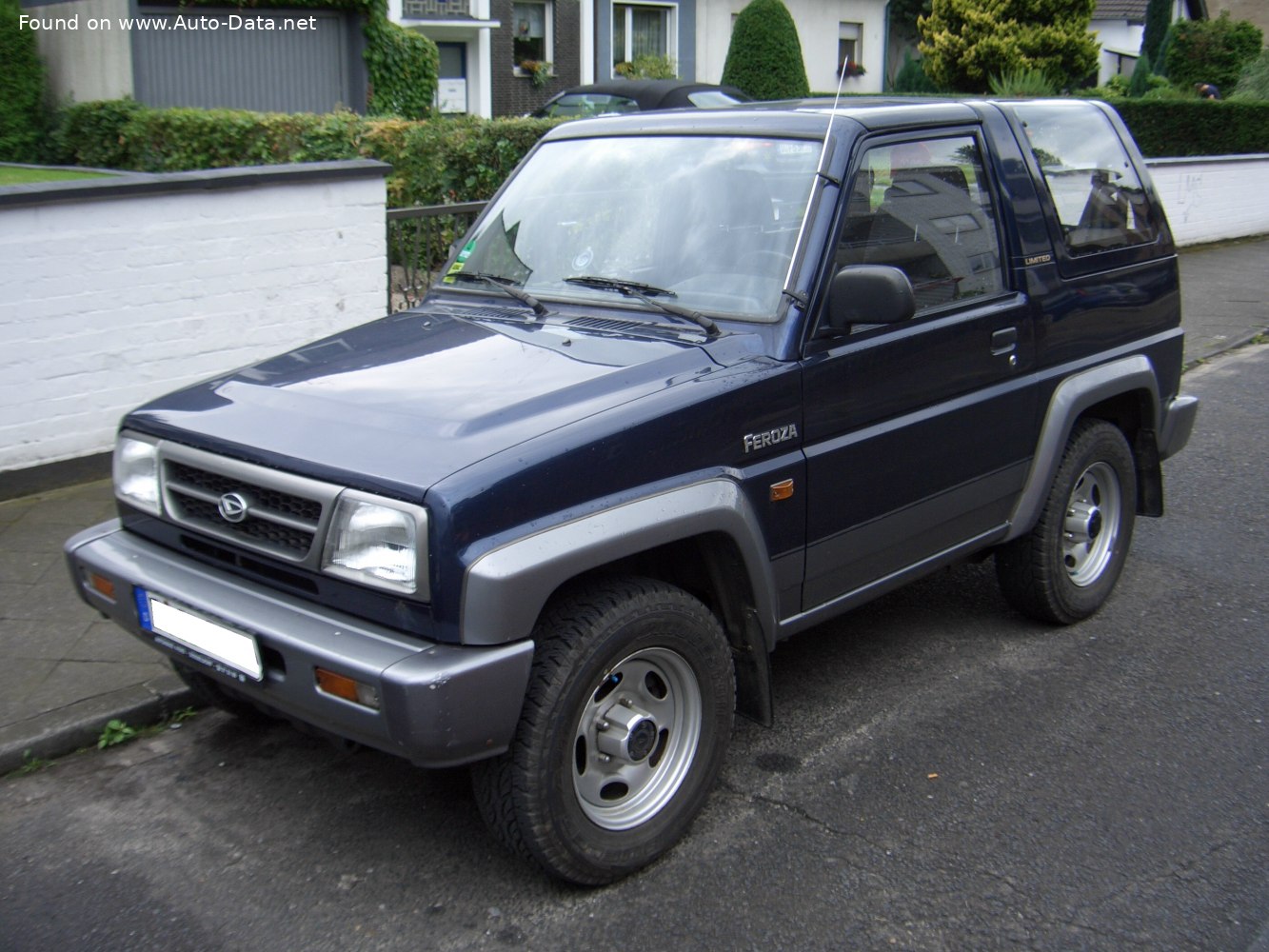Specifications: Daihatsu Feroza Hard Top (F300) 1.6 i 16V (95 Hp) 1988, 1989, 1990, 1991, 1992, 1993, 1994, 1995, 1996, 1997, 1998