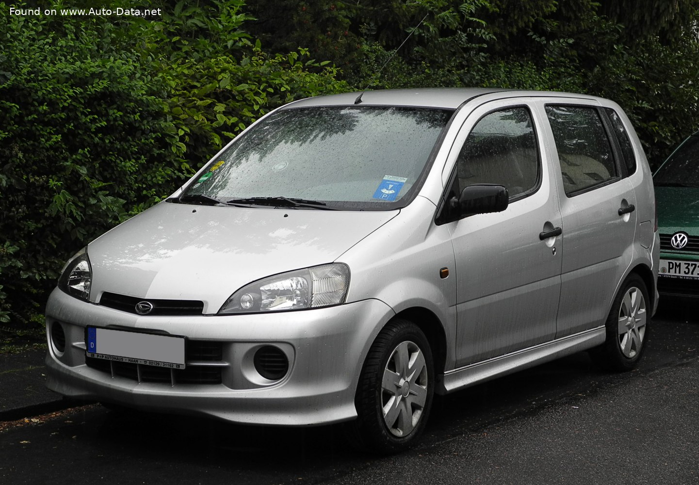 Specifications: Daihatsu YRV 1.0 i 12V (59 Hp) 2001, 2002, 2003, 2004, 2005