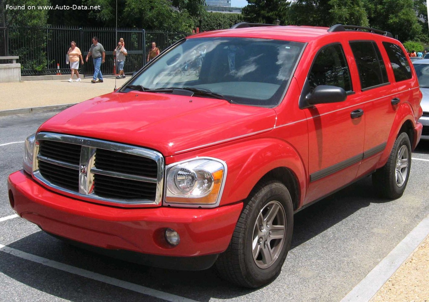 Specifications: Dodge Durango II (HB) 4.7 i V8 (238 Hp) 2004, 2005, 2006