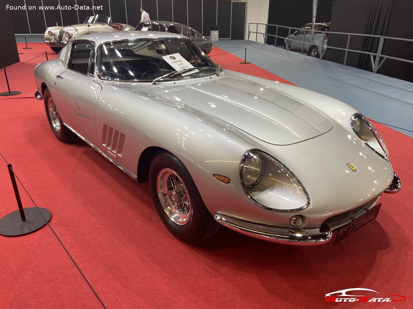 Specifications: Ferrari 275 GTB GTB 3.3 V12 (280 Hp) 1964, 1965, 1966