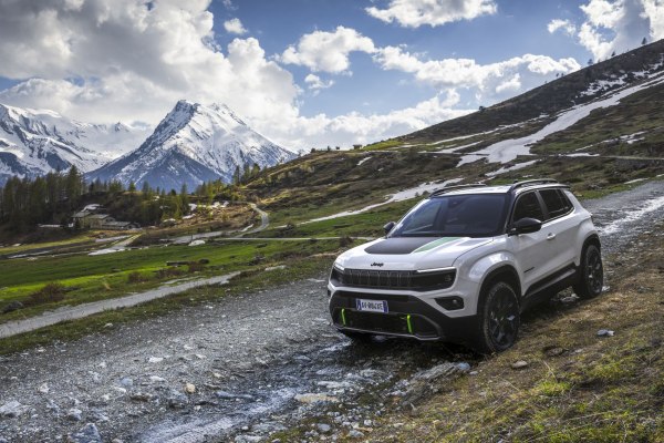 2023 Jeep Avenger - Photo 1