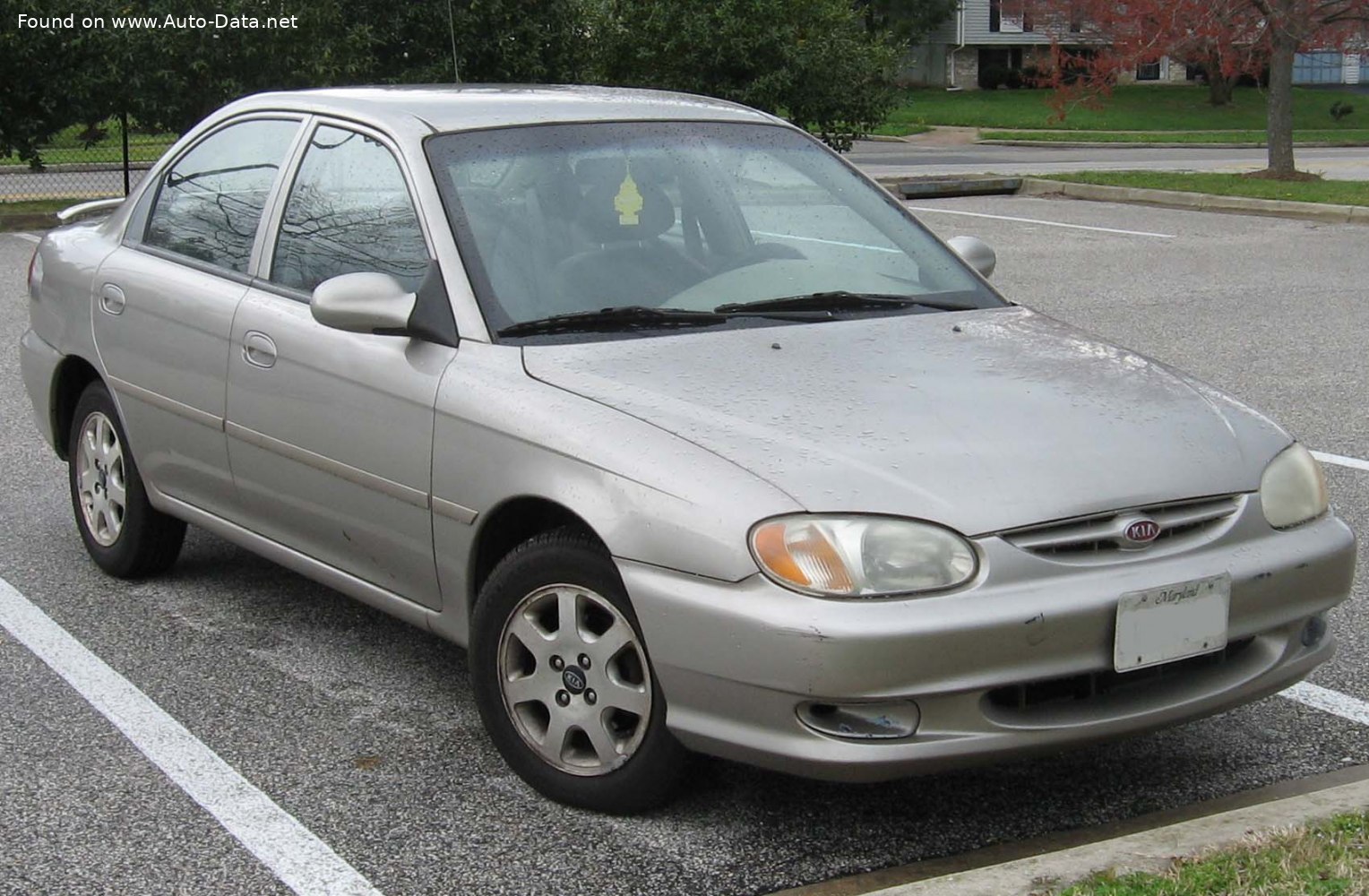 Specifications: Kia Sephia II 1.5 i 16V GL (88 Hp) 2000, 2001, 2002, 2003