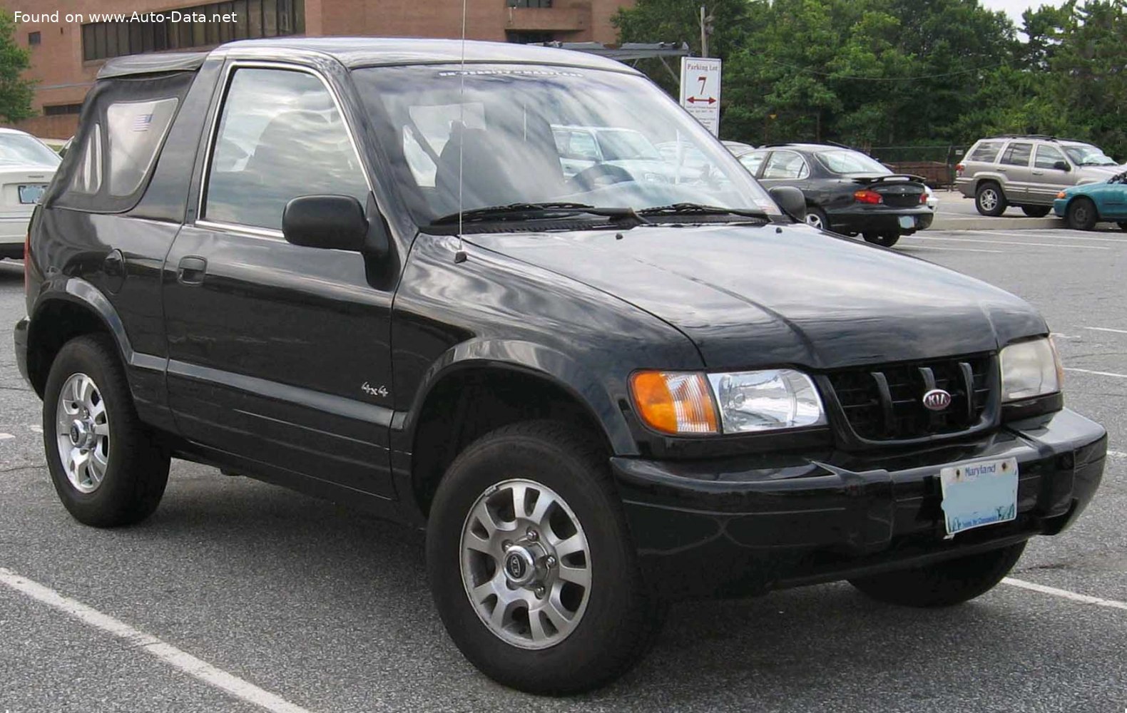 Specifications: Kia Sportage Soft Top I 2.0 i 16V (118 Hp) 2000, 2001, 2002, 2003, 2004, 2005, 2006