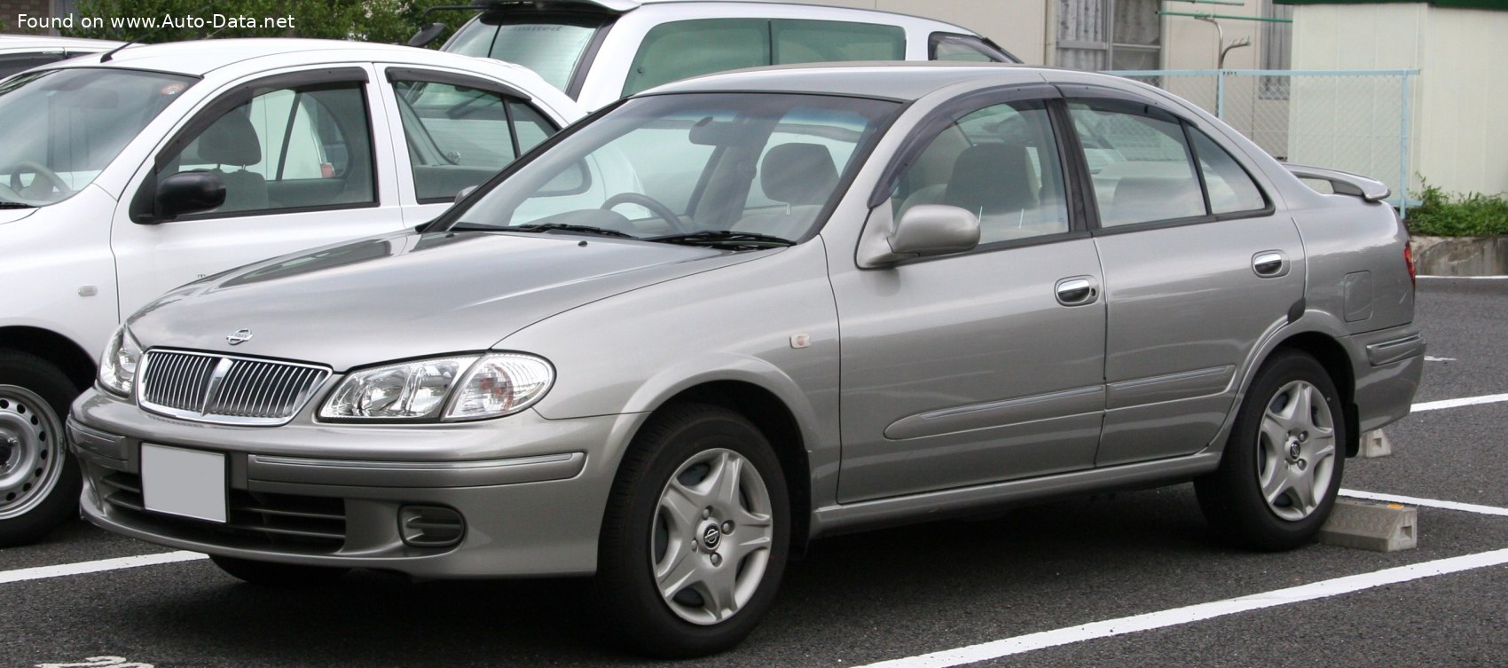 Specifications: Nissan Bluebird Sylphy I 1.6i (118 Hp) 2002, 2003, 2004, 2005