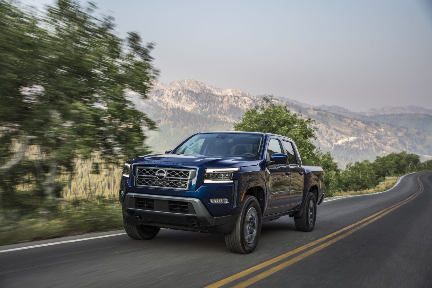 Specifications: Nissan Frontier III Crew Cab 3.8 V6 (310 Hp) 4×2 Automatic 2021, 2022, 2023, 2024