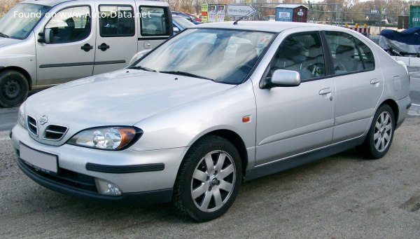 1997 Nissan Primera Hatch (P11) - Photo 1