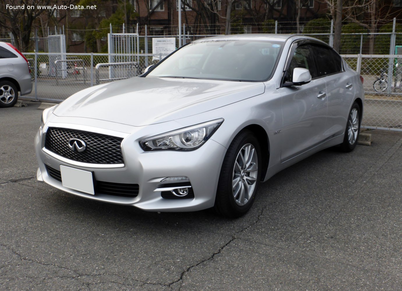 Specifications: Nissan Skyline XIII (HV37) 3.5 V6 (364 Hp) Hybrid 4WD Automatic 2014, 2015, 2016, 2017