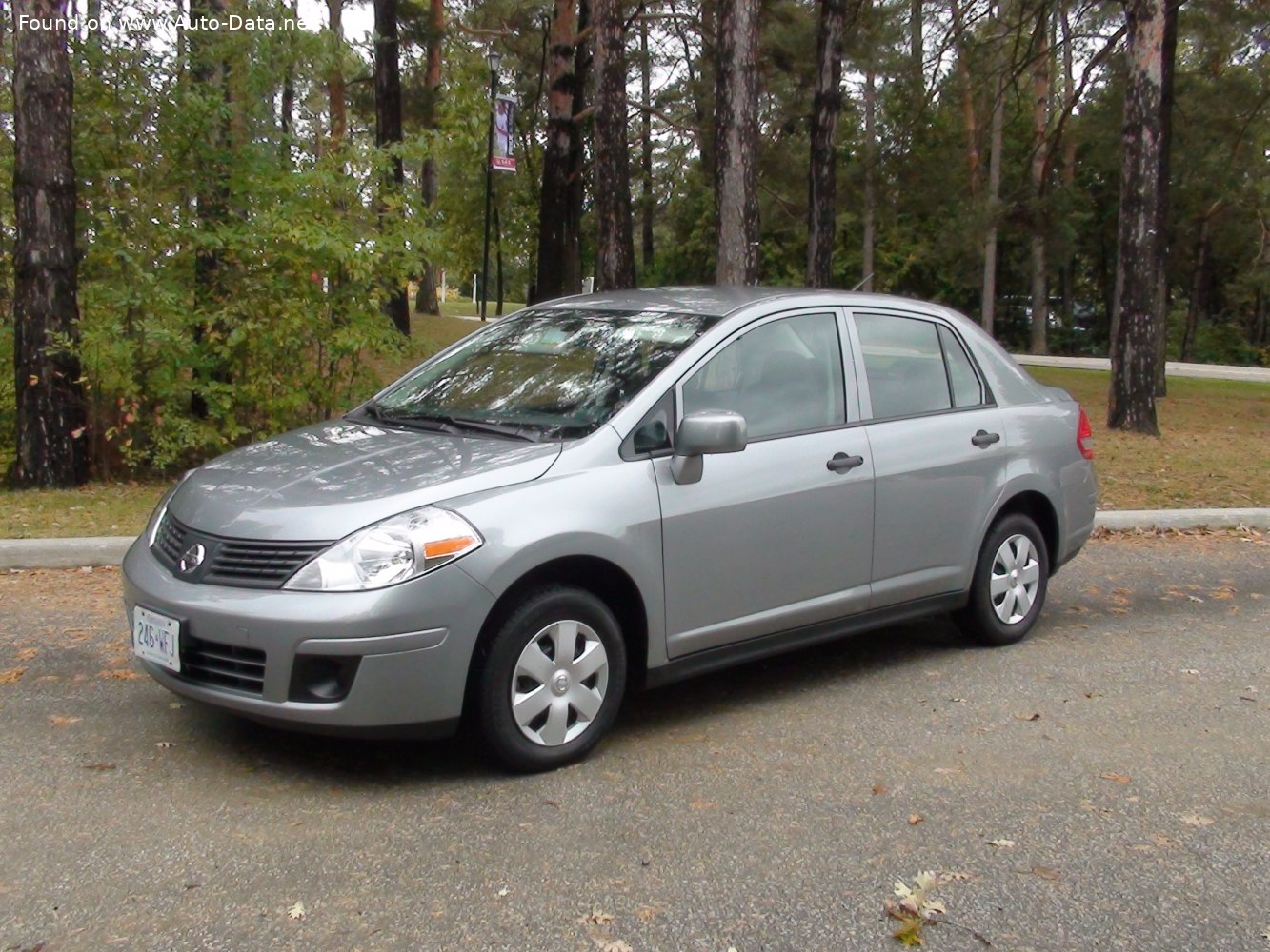 Specifications: Nissan Versa Sedan 1.8 16V (124 Hp) 2006, 2007, 2008, 2009, 2010, 2011
