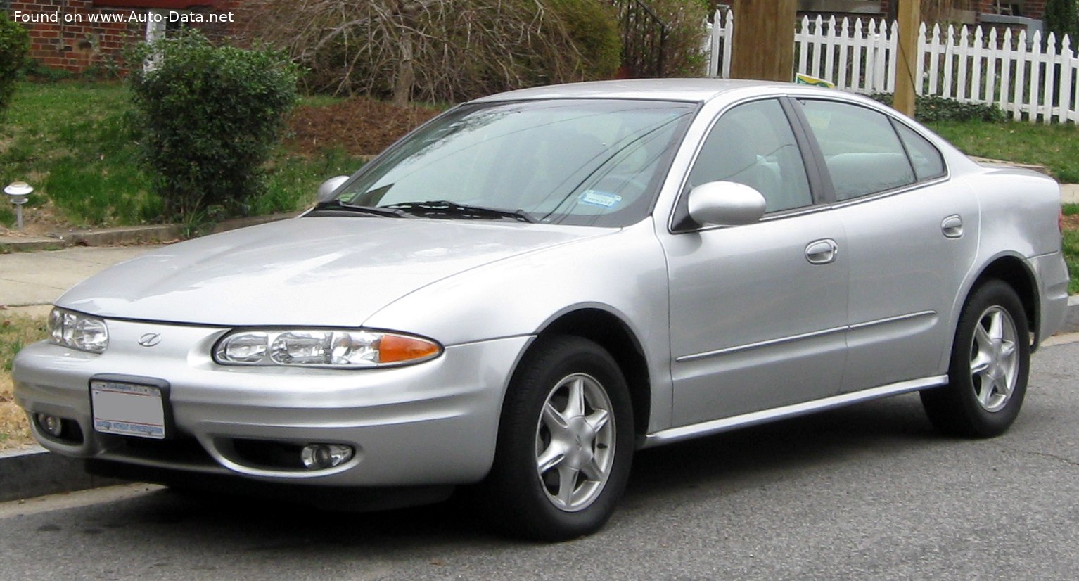 Specifications: Oldsmobile Alero 2.2 16V (141 Hp) Automatic 2002, 2003, 2004
