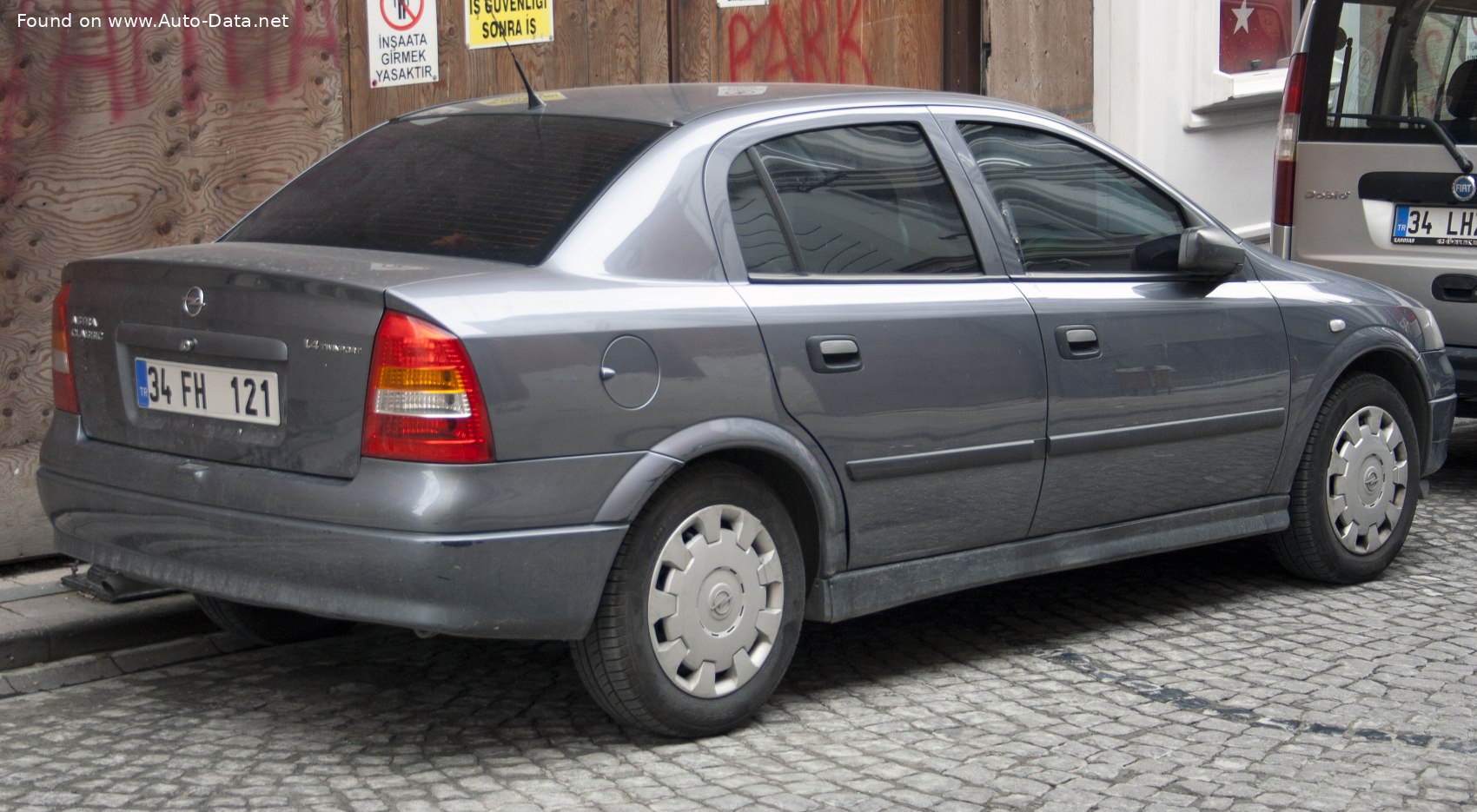 Specifications: Opel Astra G Classic (facelift 2002) 2.2 DTI (125 Hp) 2002, 2003, 2004