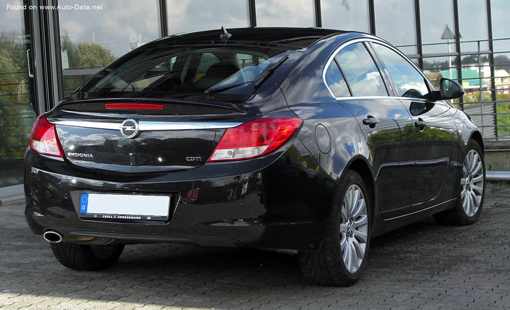 Specifications: Opel Insignia Hatchback (A) 2.0 Turbo (250 Hp) 2011, 2012, 2013