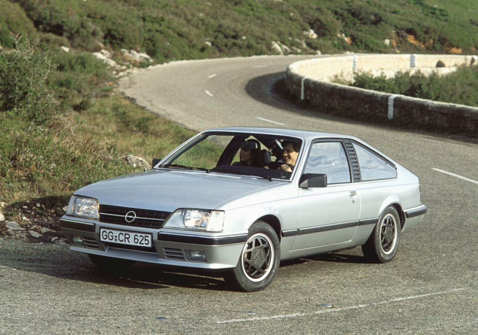 Specifications: Opel Monza A2 2.0 E (115 Hp) 1983, 1984