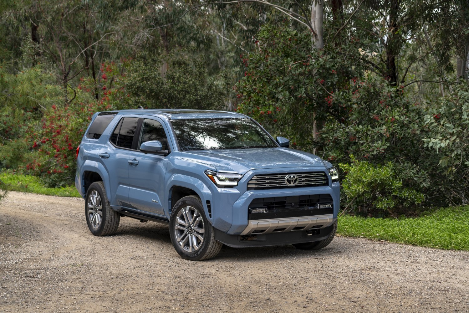 Specifications: Toyota 4Runner VI 2.4 i-FORCE (278 Hp) 4WD ECT-i 2024, 2025