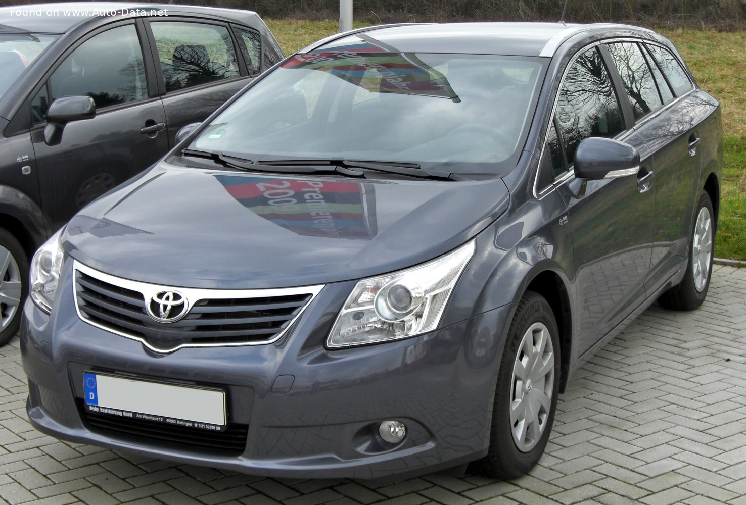 Specifications: Toyota Avensis III Wagon 1.6i (132 Hp) 2009, 2010, 2011