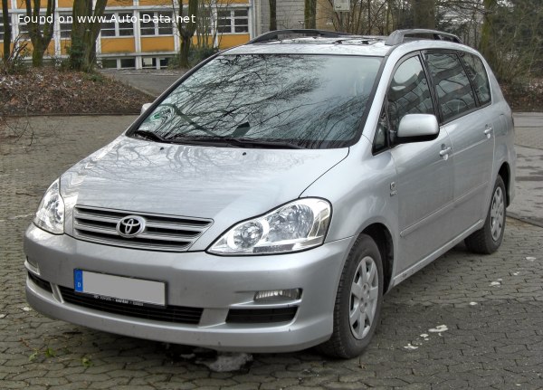 2004 Toyota Avensis Verso (facelift 2003) - Photo 1
