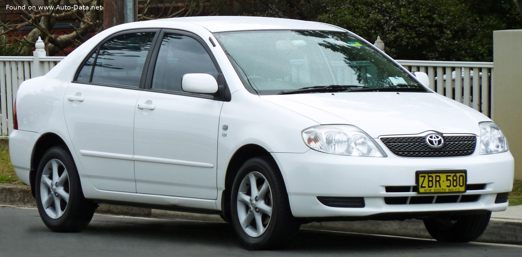 Specifications: Toyota Corolla IX (E120, E130) 1.4 i 16V (97 Hp) 2001, 2002, 2003, 2004, 2005, 2006