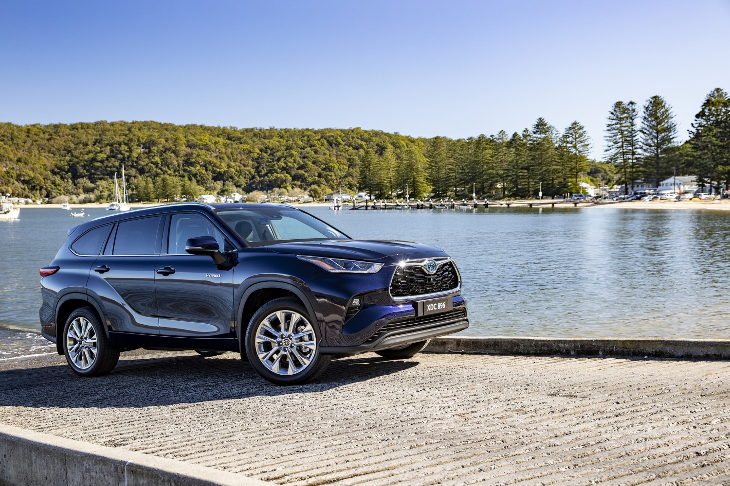 Specifications: Toyota Kluger IV 2.4 Turbo (269 Hp) AWD Automatic 2023, 2024