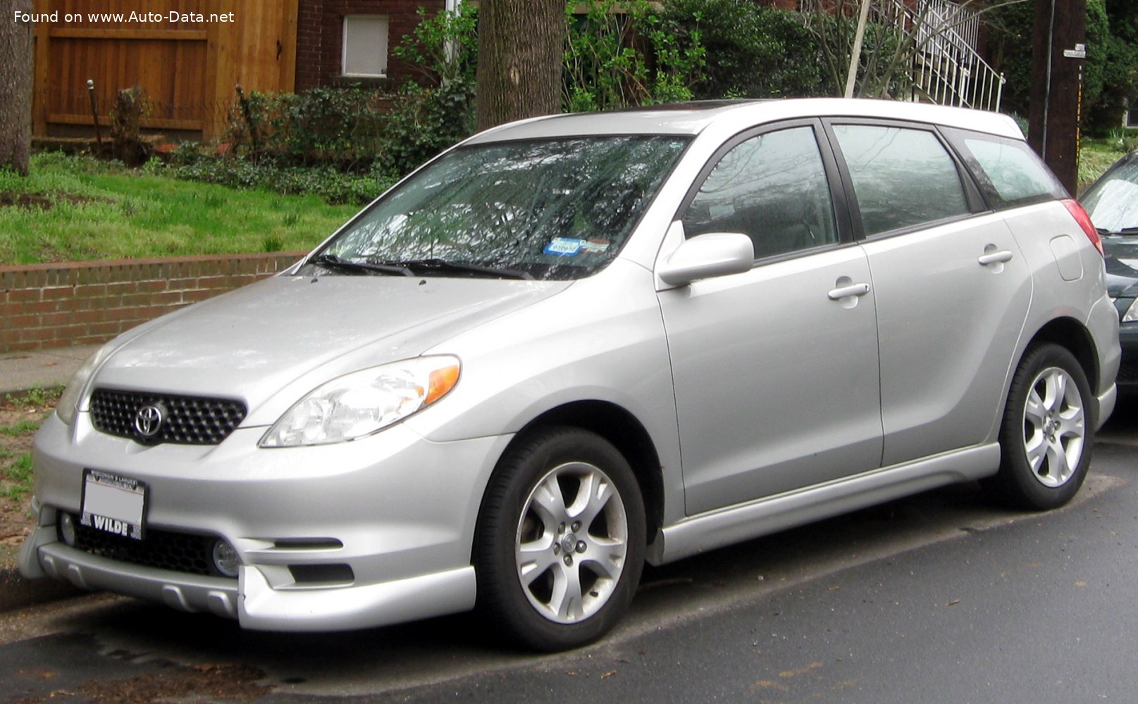 Specifications: Toyota Matrix (E130) 1.8i 16V (124 Hp) AWD 2002, 2003, 2004, 2005, 2006, 2007
