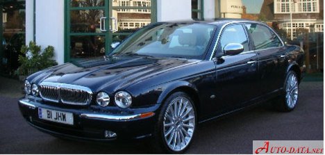 Specifications: Daimler Super Eight 4.2i V8 32V (400 Hp) 2005, 2006, 2007, 2008, 2009