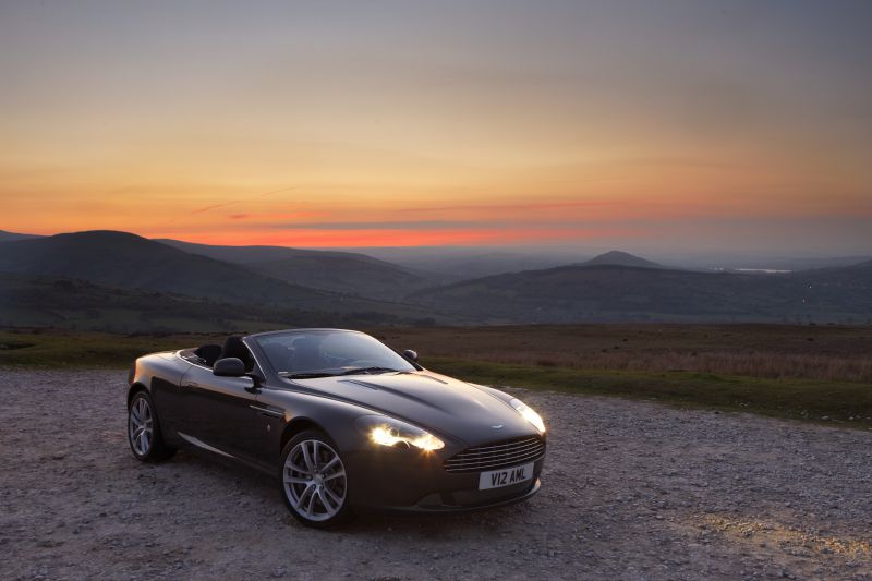 Specifications: Aston Martin DB9 Volante 6.0 i V12 48V (456 Hp) Automatic 2004, 2005, 2006, 2007, 2008, 2009, 2010, 2011, 2012