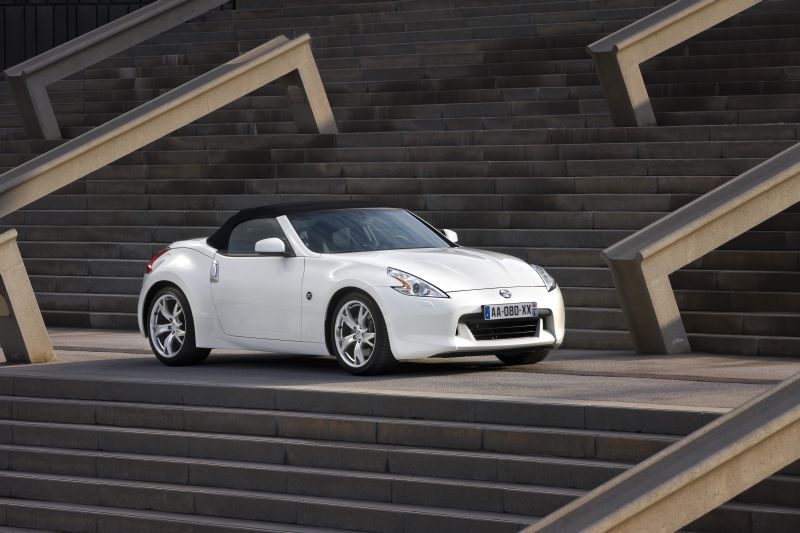 Specifications: Nissan 370Z Roadster 3.7 V6 (328 Hp) 2009, 2010, 2011, 2012
