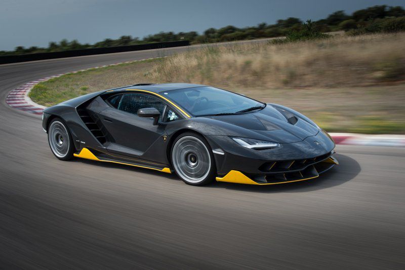 Specifications: Lamborghini Centenario LP 770-4 6.5 V12 (770 Hp) 4WD ISR 2016, 2017, 2018
