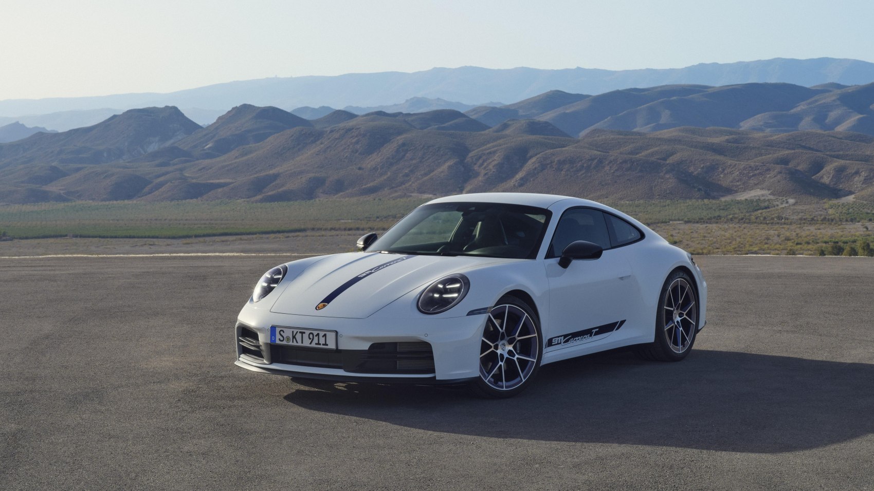 Specifications: Porsche 911 (992, facelift 2024) Carrera T 3.0 (394 Hp) 2024, 2025