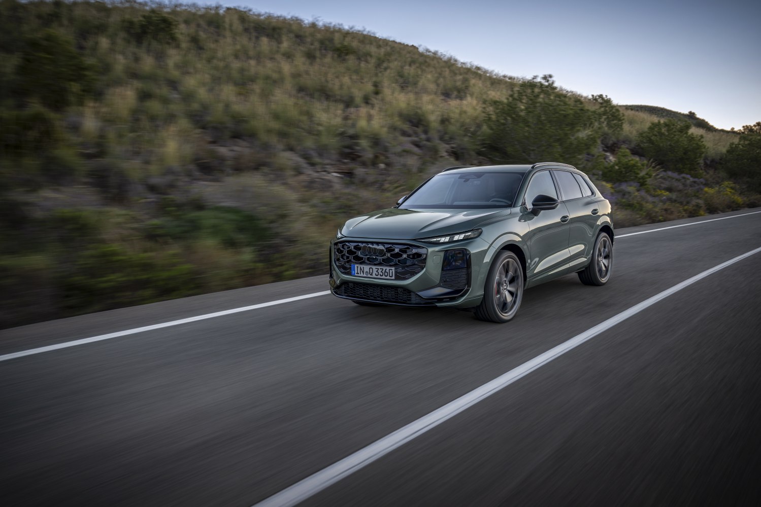 Specifications: Audi Q3 III (FJ) 2.0 TDI (150 Hp) S tronic 2025