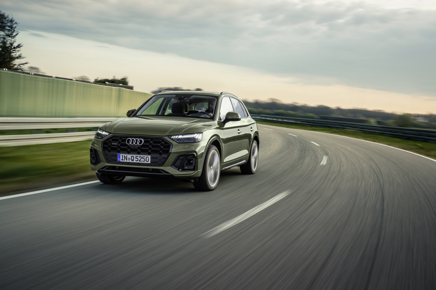 Specifications: Audi Q5 II (FY, facelift 2020) 40 TDI (204 Hp) Mild Hybrid quattro ultra S tronic 2020, 2021, 2022, 2023, 2024