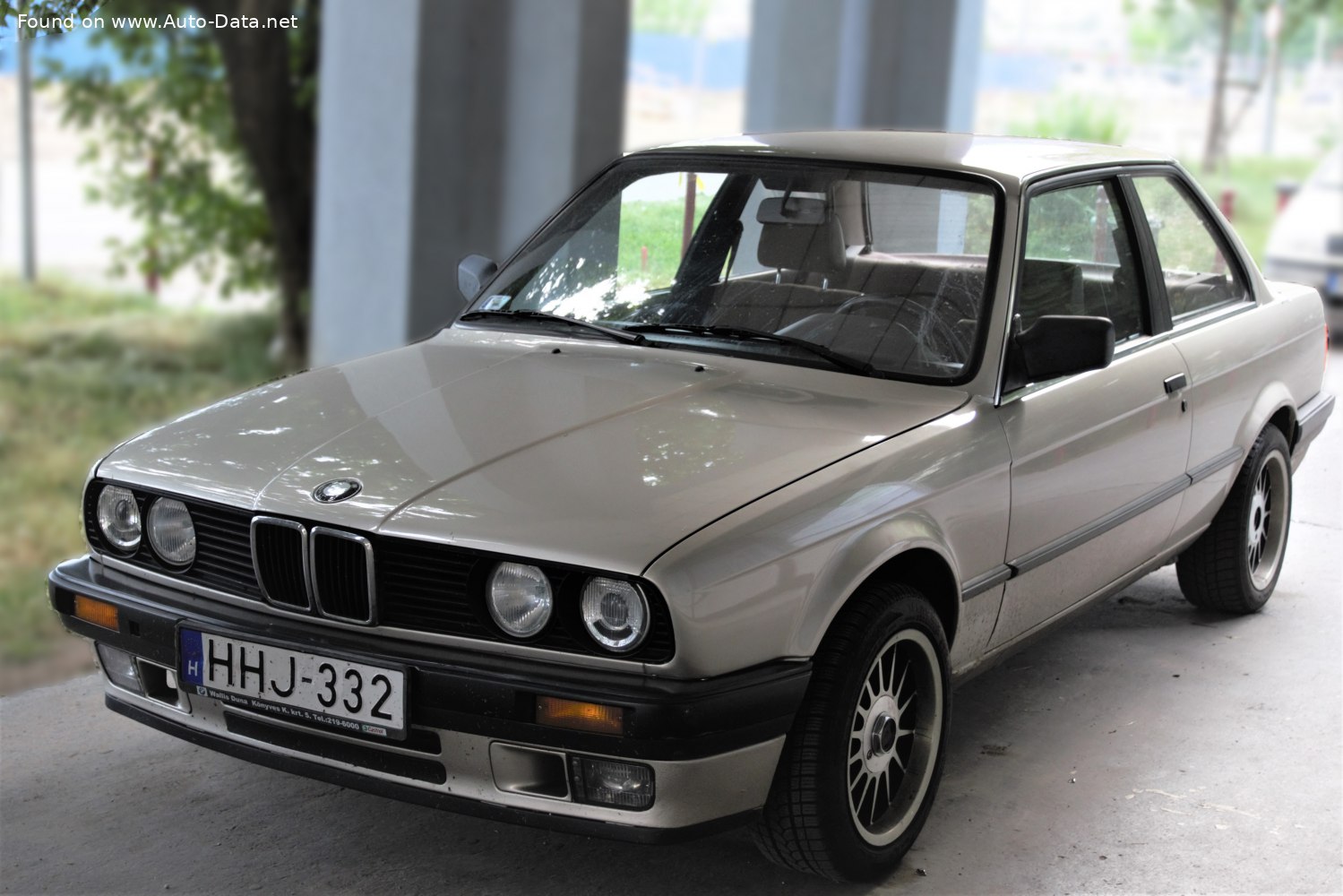Specifications: BMW 3 Series Coupe (E30, facelift 1987) 325i (170 Hp) 1987, 1988, 1989, 1990, 1991