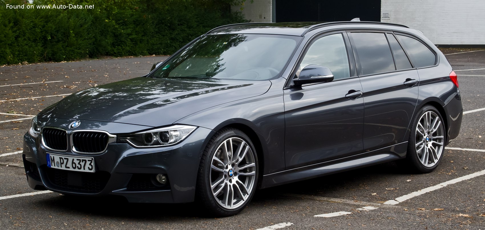 Specifications: BMW 3 Series Touring (F31) 316d (116 Hp) Steptronic 2015
