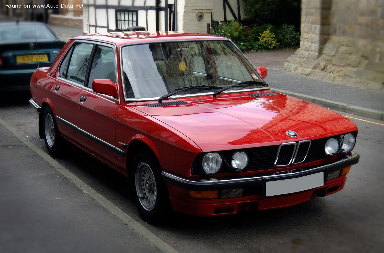Specifications: BMW 5 Series (E28) 518i (105 Hp) 1983, 1984, 1985, 1986, 1987