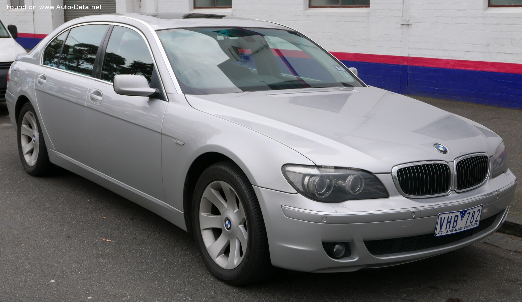 Specifications: BMW 7 Series Long (E66, facelift 2005) 740Li (306 Hp) Steptronic 2005, 2006, 2007, 2008
