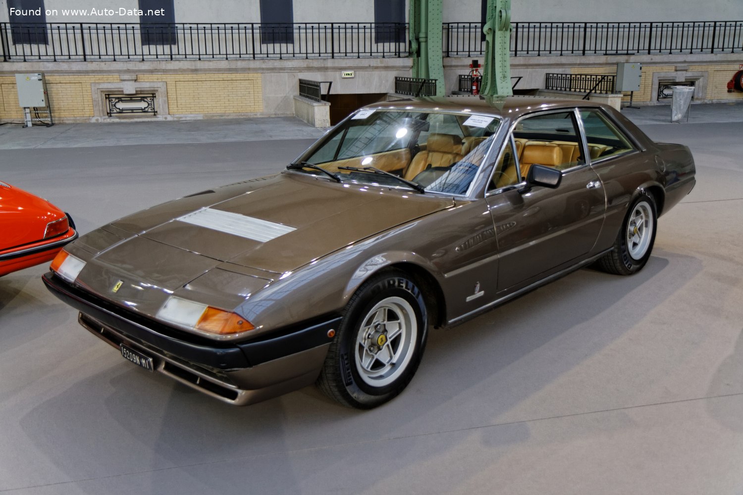 Specifications: Ferrari 400 I 4.8 V12 (340 Hp) 1979, 1980, 1981, 1982, 1983, 1984, 1985