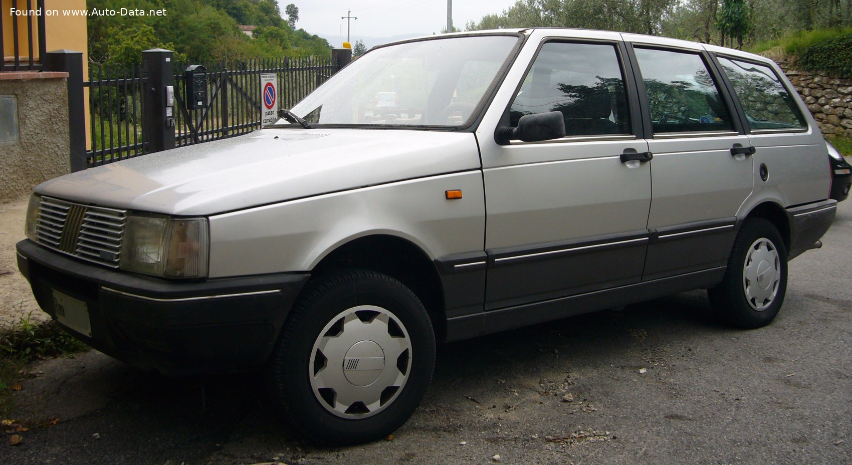 Specifications: Fiat Duna Weekend (146 B) 60 1.1 (58 Hp) 1987, 1988, 1989, 1990, 1991