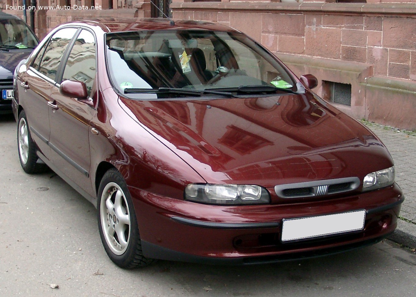 Specifications: Fiat Marea (185) 2.0 155 20V (154 Hp) 1999, 2000