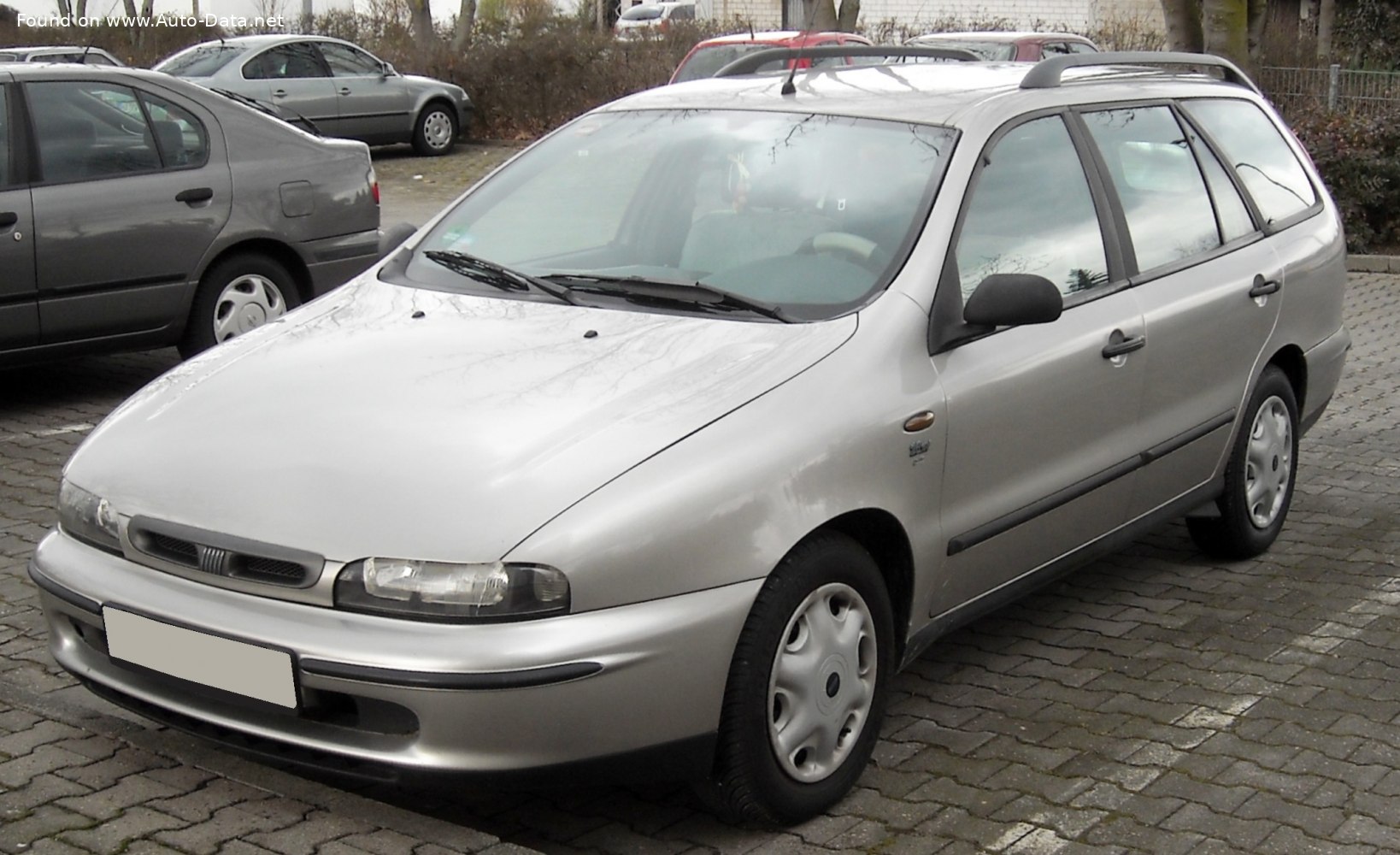 Specifications: Fiat Marea Weekend (185) 2.4 JTD 130 (130 Hp) 1999, 2000